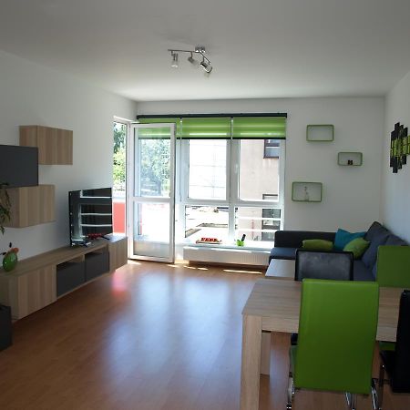 Apartman Self Check In/Out Vrchlabí المظهر الخارجي الصورة